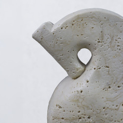 ARCHON II ΔΙΑΚΟΣΜΗΤΙΚΟ ΑΛΟΓΟ 17x8x22cm RESIN ΜΠΕΖ